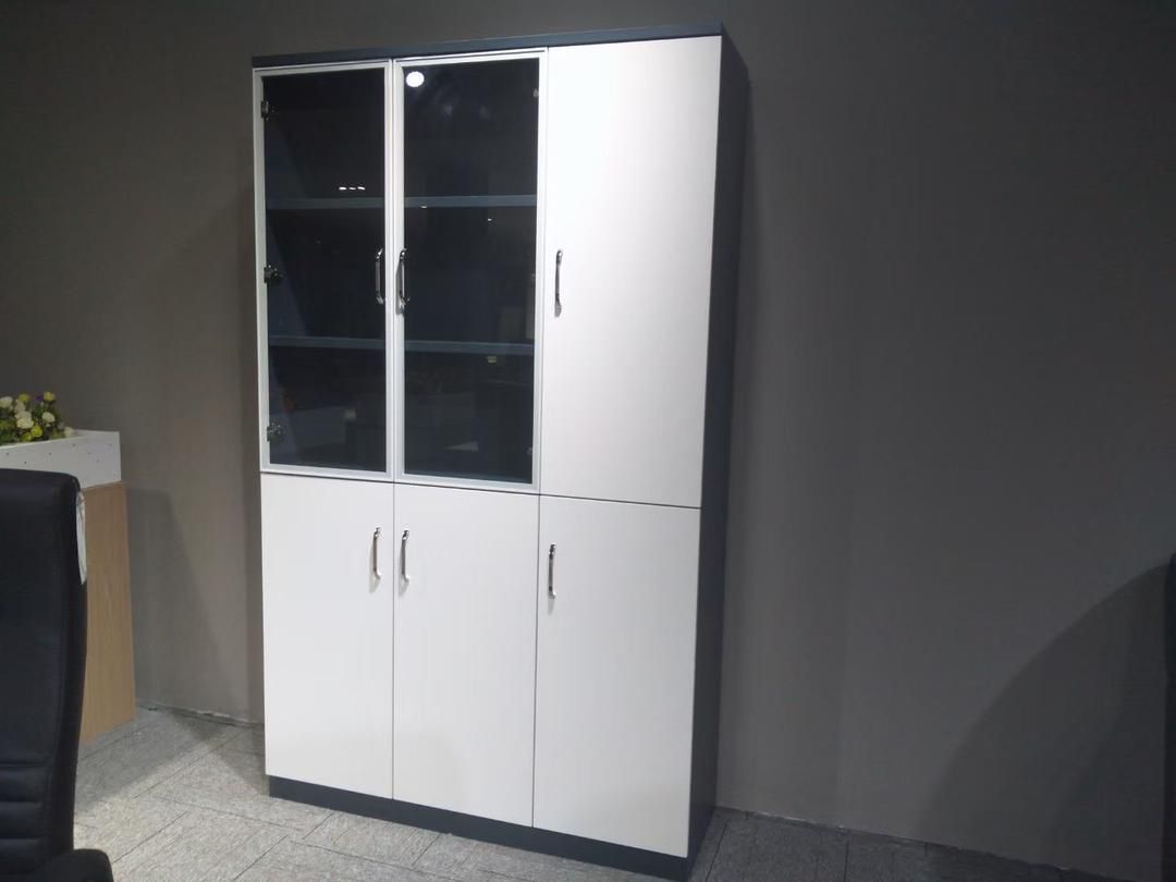 3 Door Bookshelf 3 Door Bookshelf