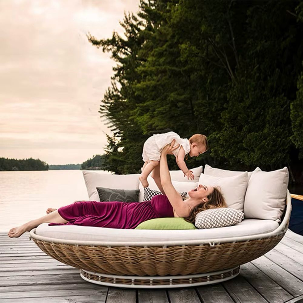outdoor beds (1)