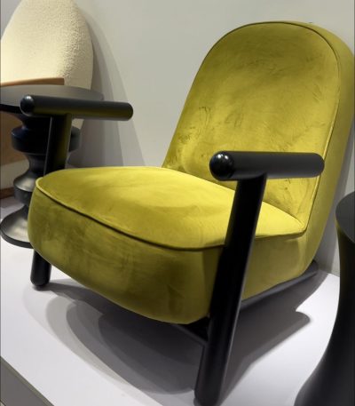 modern accent chair (1)