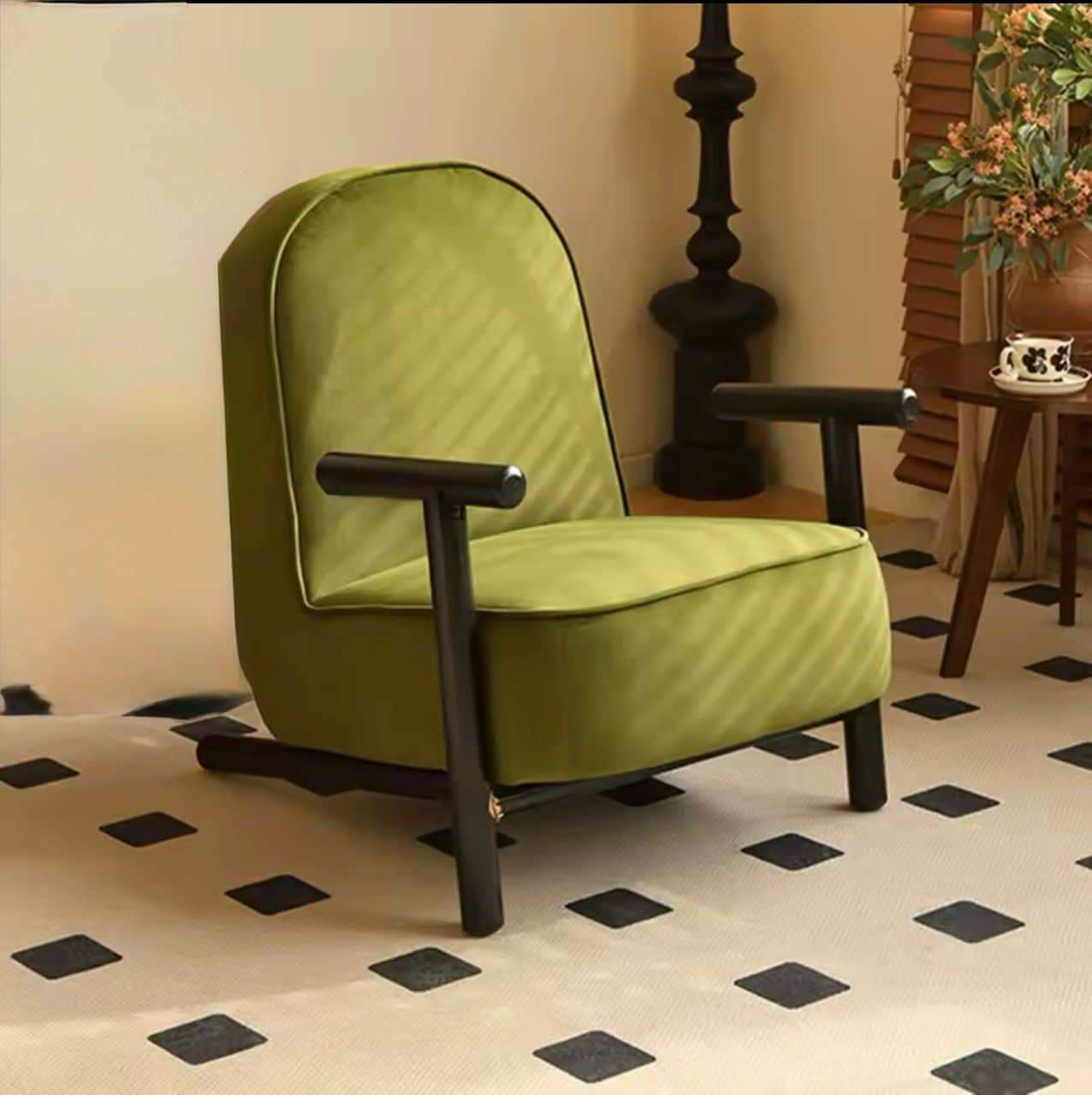 modern accent chair (2) modern accent chair (2)