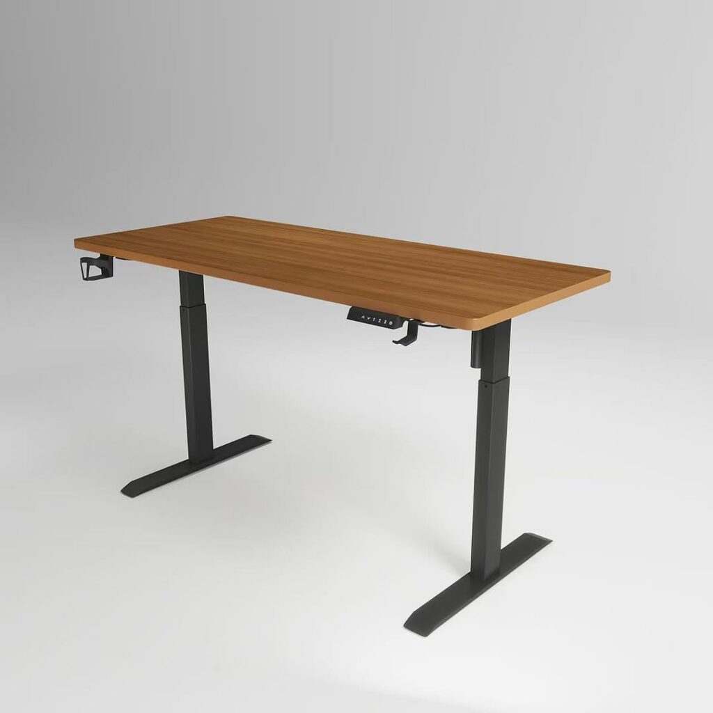 Adjustable lifting desk adapts 1.2metre