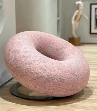 Doughnut-shaped fabric lazy lounge chair – single seater in modern cozy style